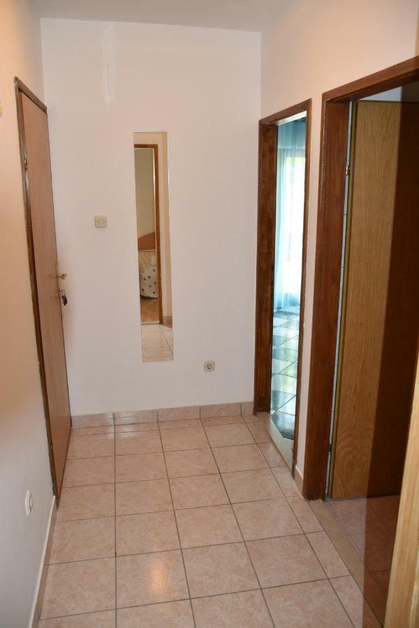 Mauro Apartment Razanac Exterior photo