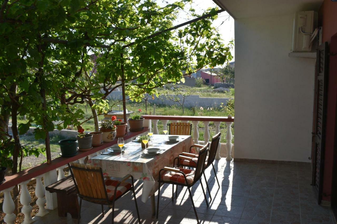 Mauro Apartment Razanac Exterior photo